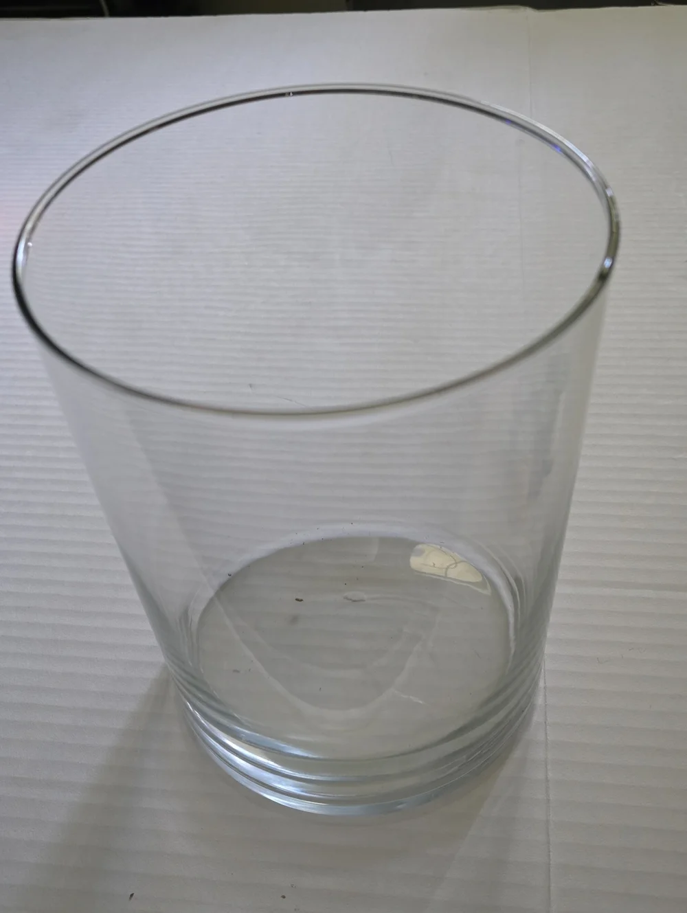Libbey Clear Glass Cylinder Vase - Home Dining (DIA 6.1 Inch/ 8 Inch Tall)